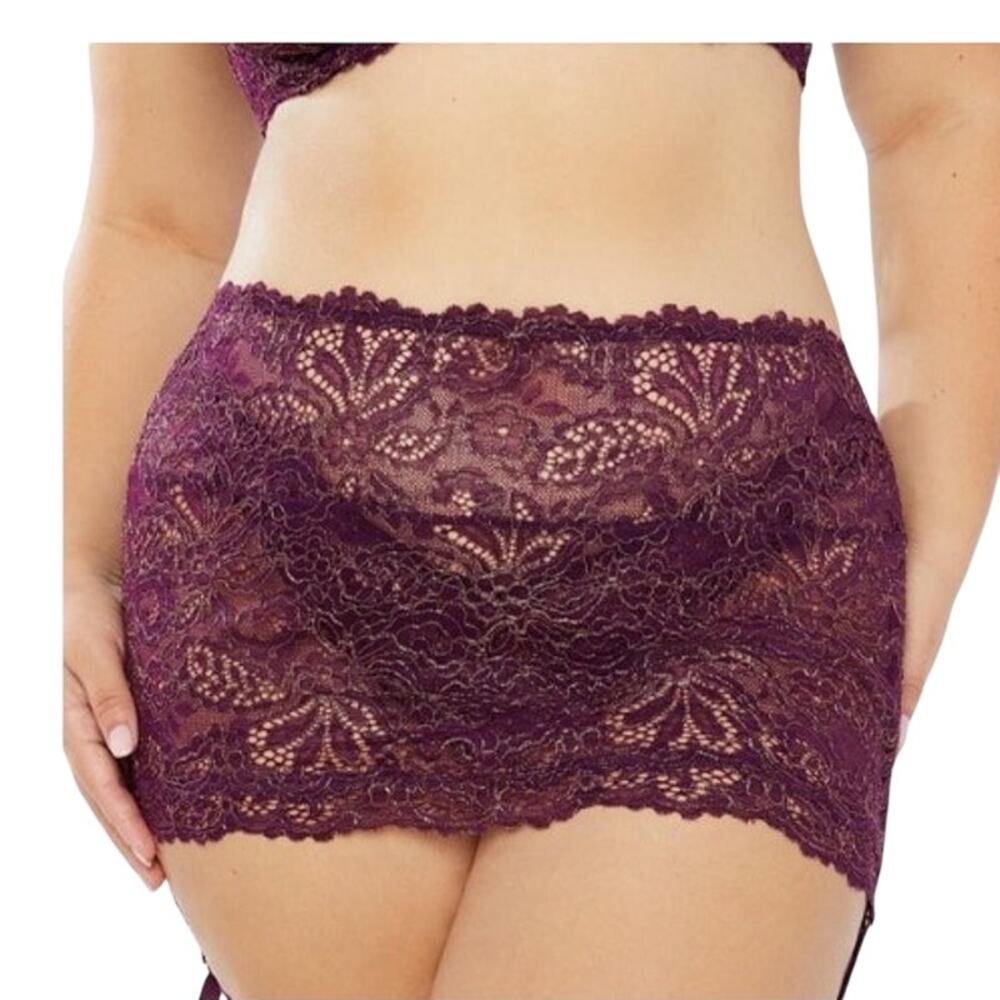 NEW Savage X Fenty Lace Garter Skirt Large
